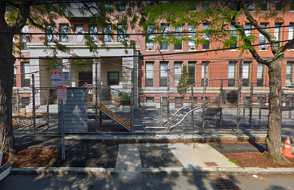 Is the Amigos School headed to Spring Street?