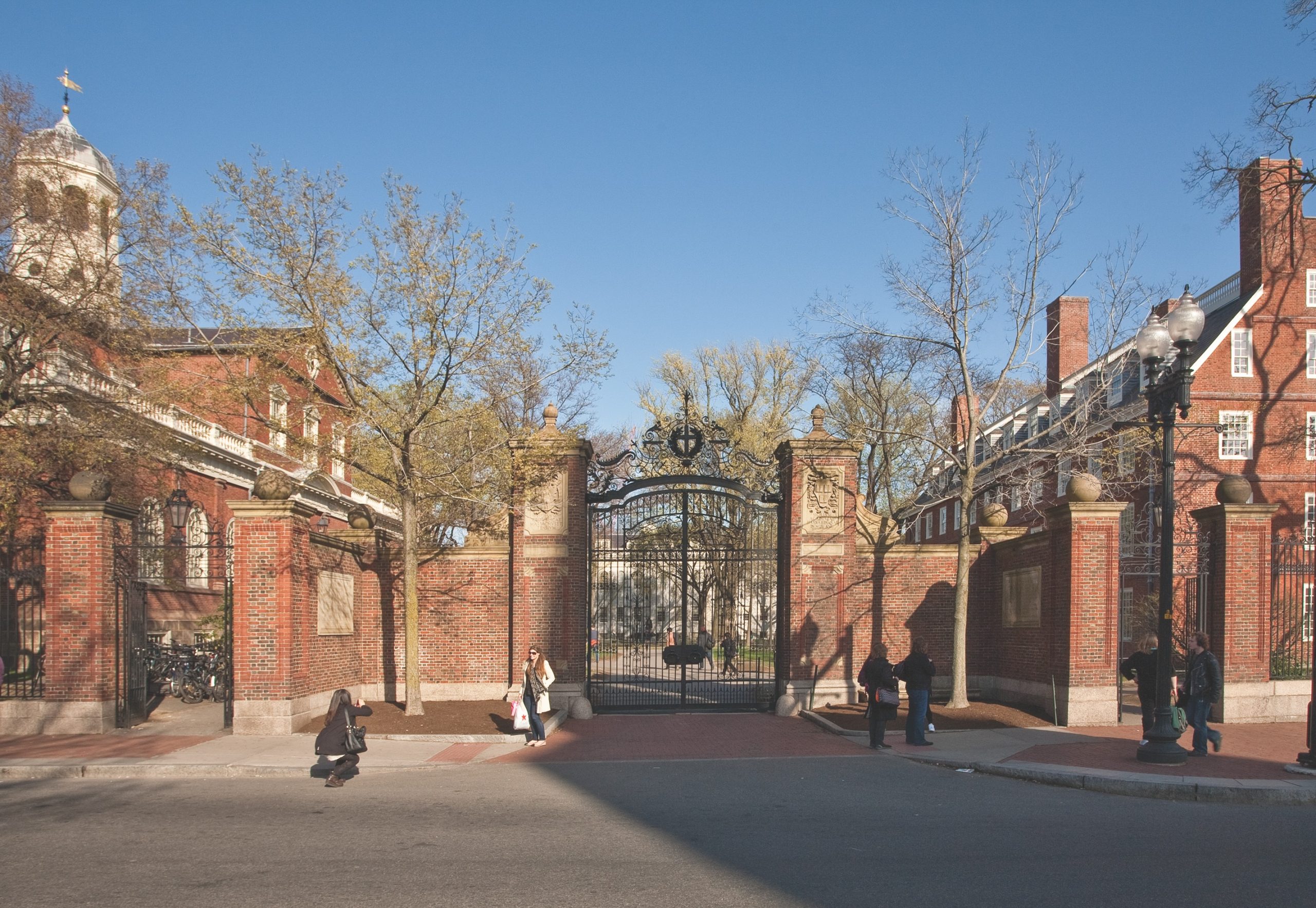 Opening Harvard’s gates, if not its doors