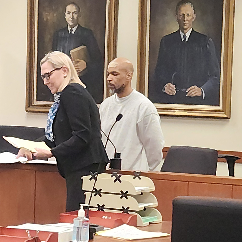 Charges dropped in fatal stabbing case