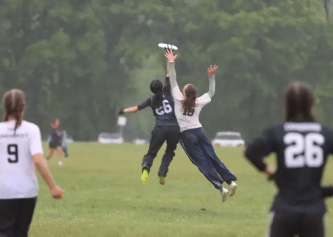 CRLS girls ultimate frisbee off to nationals this weekend